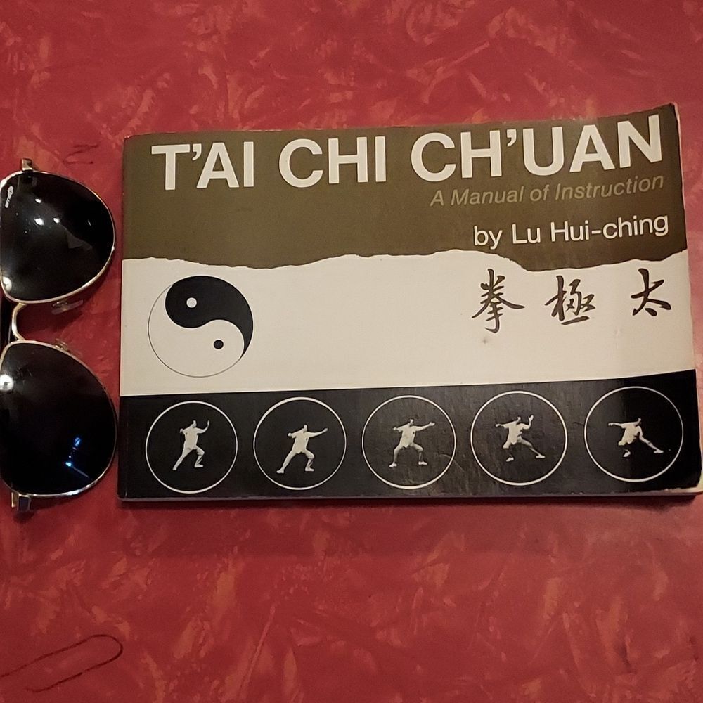 Vintage 1973 Tai Chi Chuan book Hui-ching